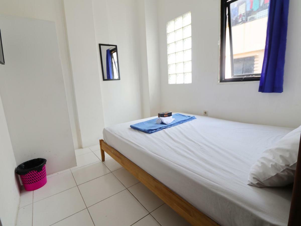 Kamar Keluarga Kalideres Jakarta Eksteriør bilde