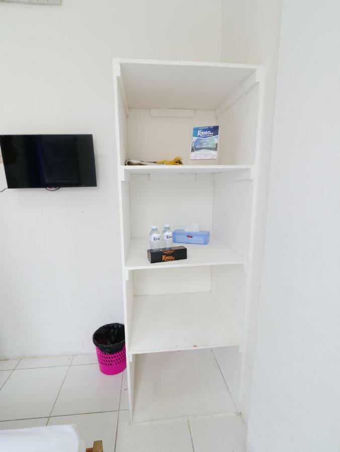 Kamar Keluarga Kalideres Jakarta Eksteriør bilde
